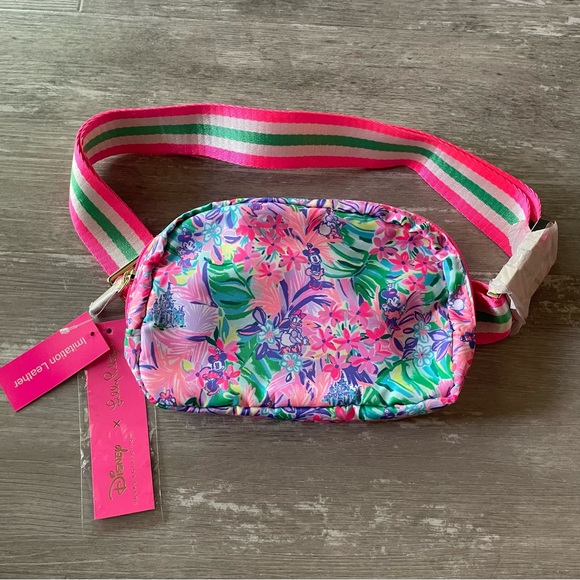 NWT Lilly Pulitzer Disney Jeanie Belt Bag Disney Dreamin’ Fanny Pack Crossbody - Picture 2 of 11